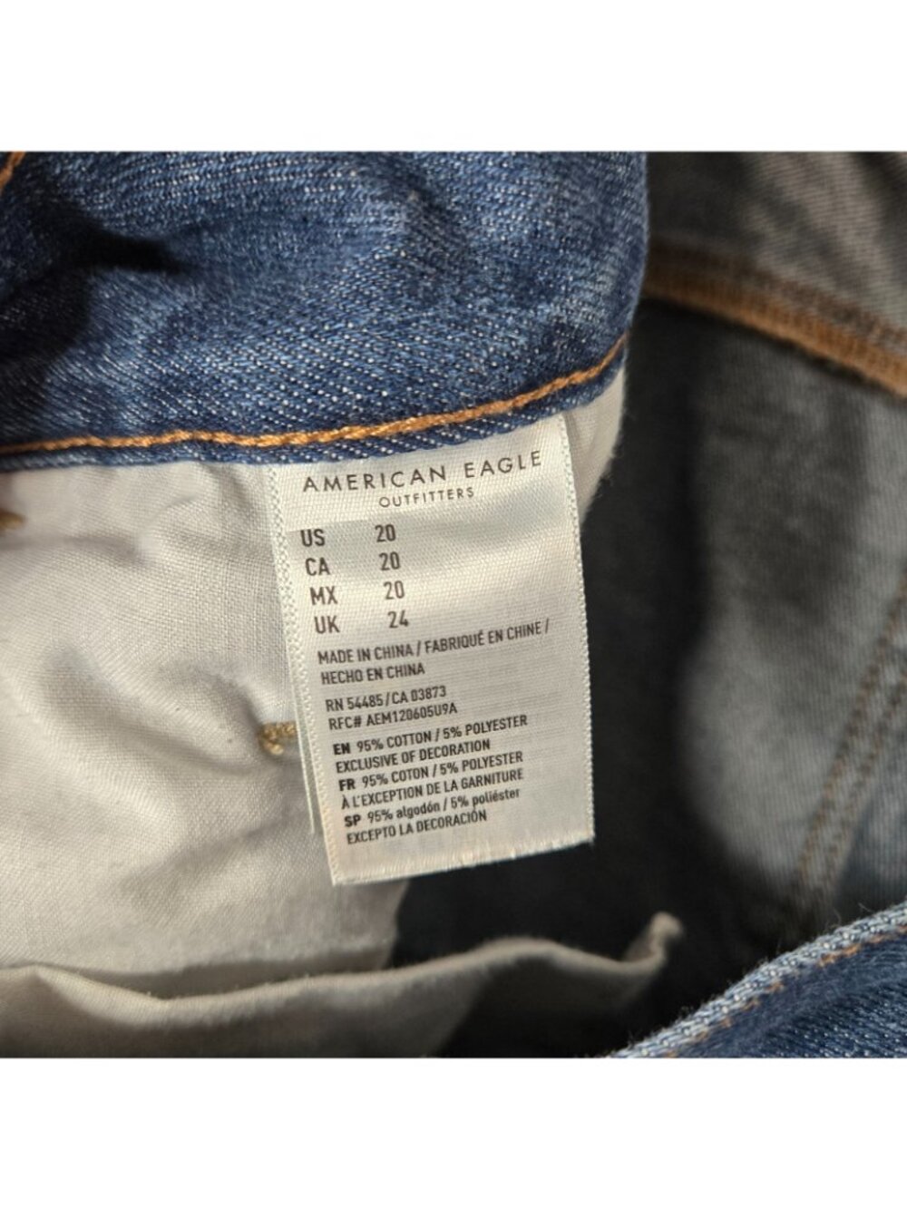 American Eagle 20 Mom Shorts Denim Jean Shorts Raw Hem Cut off Festival Party - Picture 7 of 11